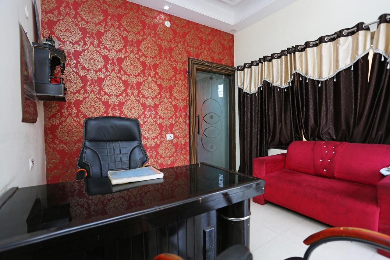 Hotel Oyo 40446 Yas Residency Alīgarh Exteriér fotografie