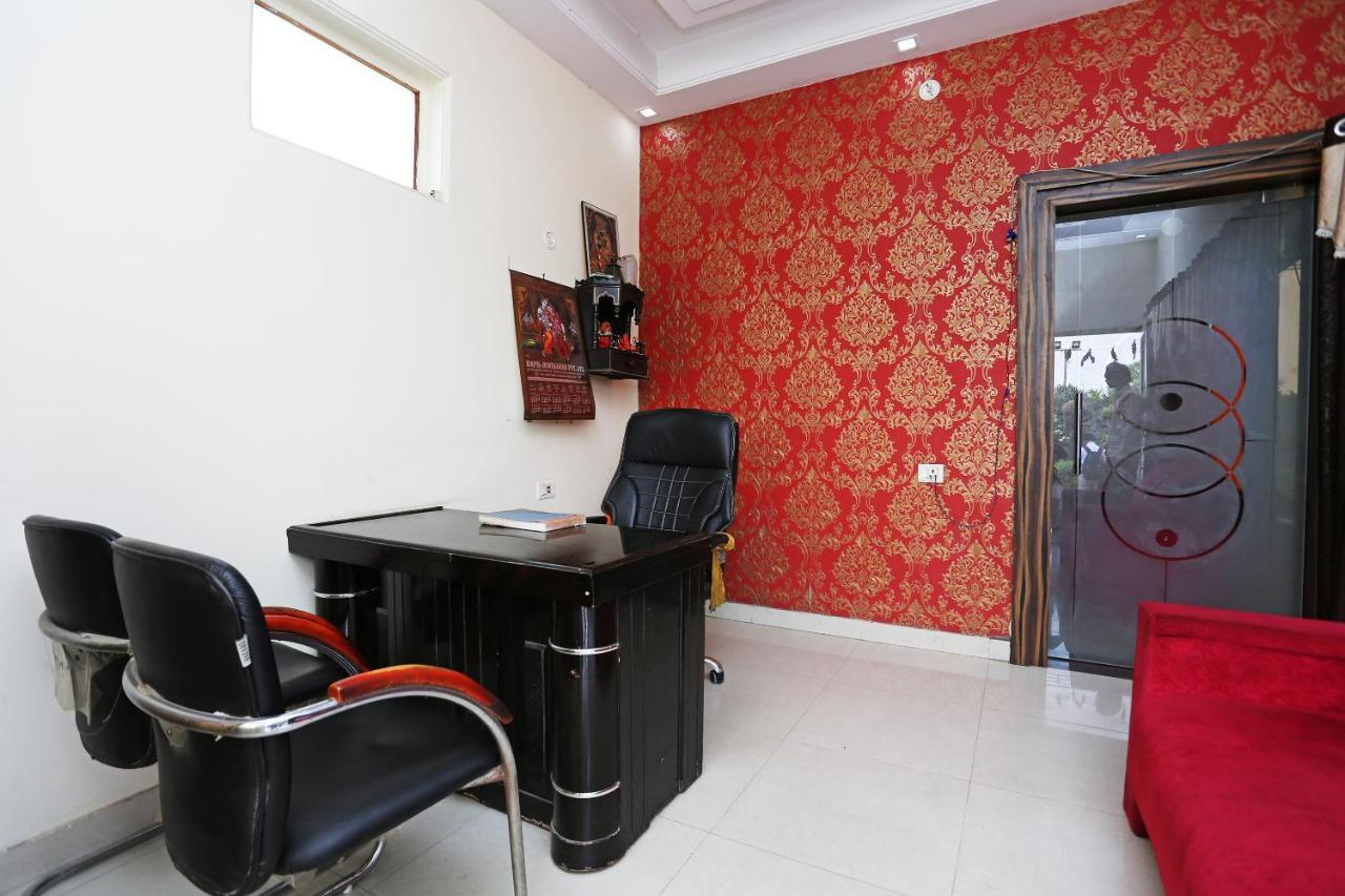 Hotel Oyo 40446 Yas Residency Alīgarh Exteriér fotografie